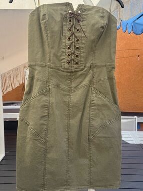 Guess Strapless Olive Green Lace-Up Cotton Dress